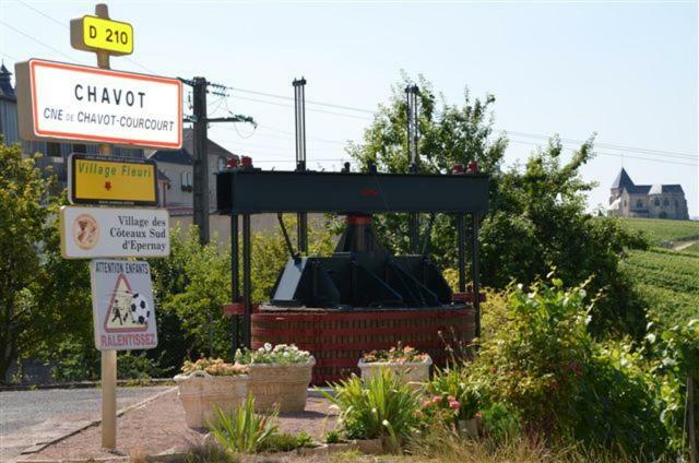 查瓦特贝尔维尤住宿加早餐旅馆 Chavot-Courcourt 外观 照片